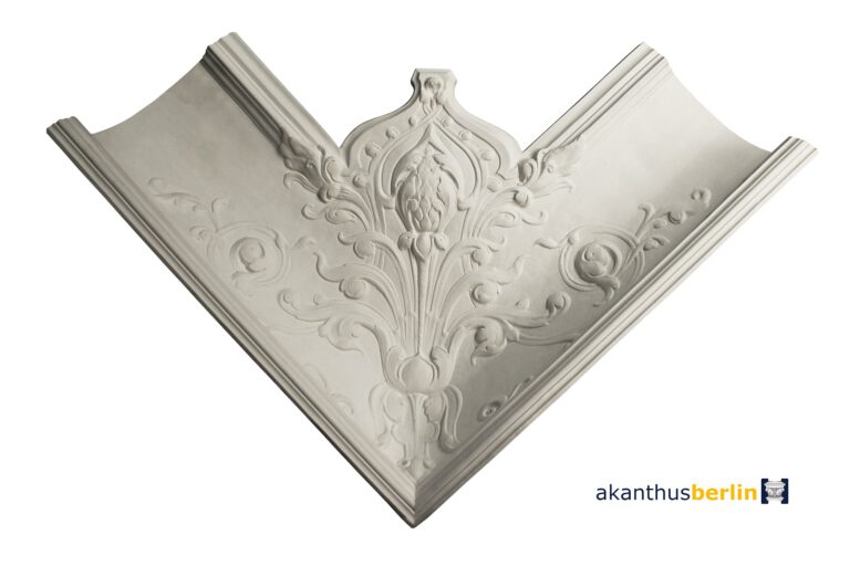 EC 06 Eckgesims „Schloss Reichenow Serie“ Eckteil mit Artischoke Blauer Saal im Jugendstil